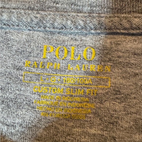 Polo by Ralph Lauren Gray Polo T-Shirt Relaxed Fit - Picture 2 of 3